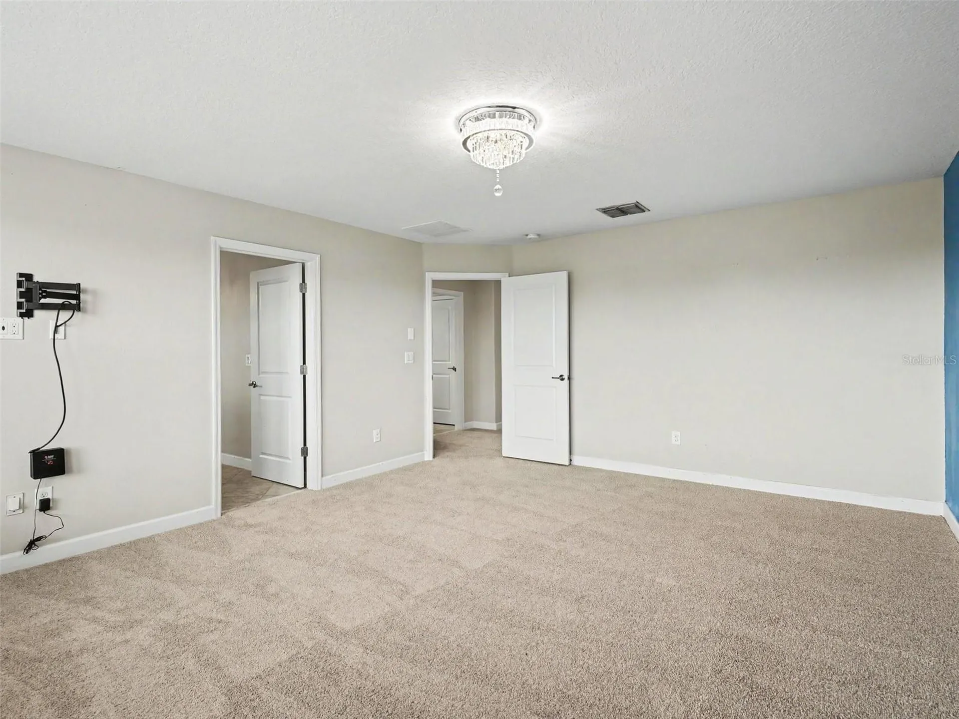 10025 Ivory Drive Sun City Center FL 33573