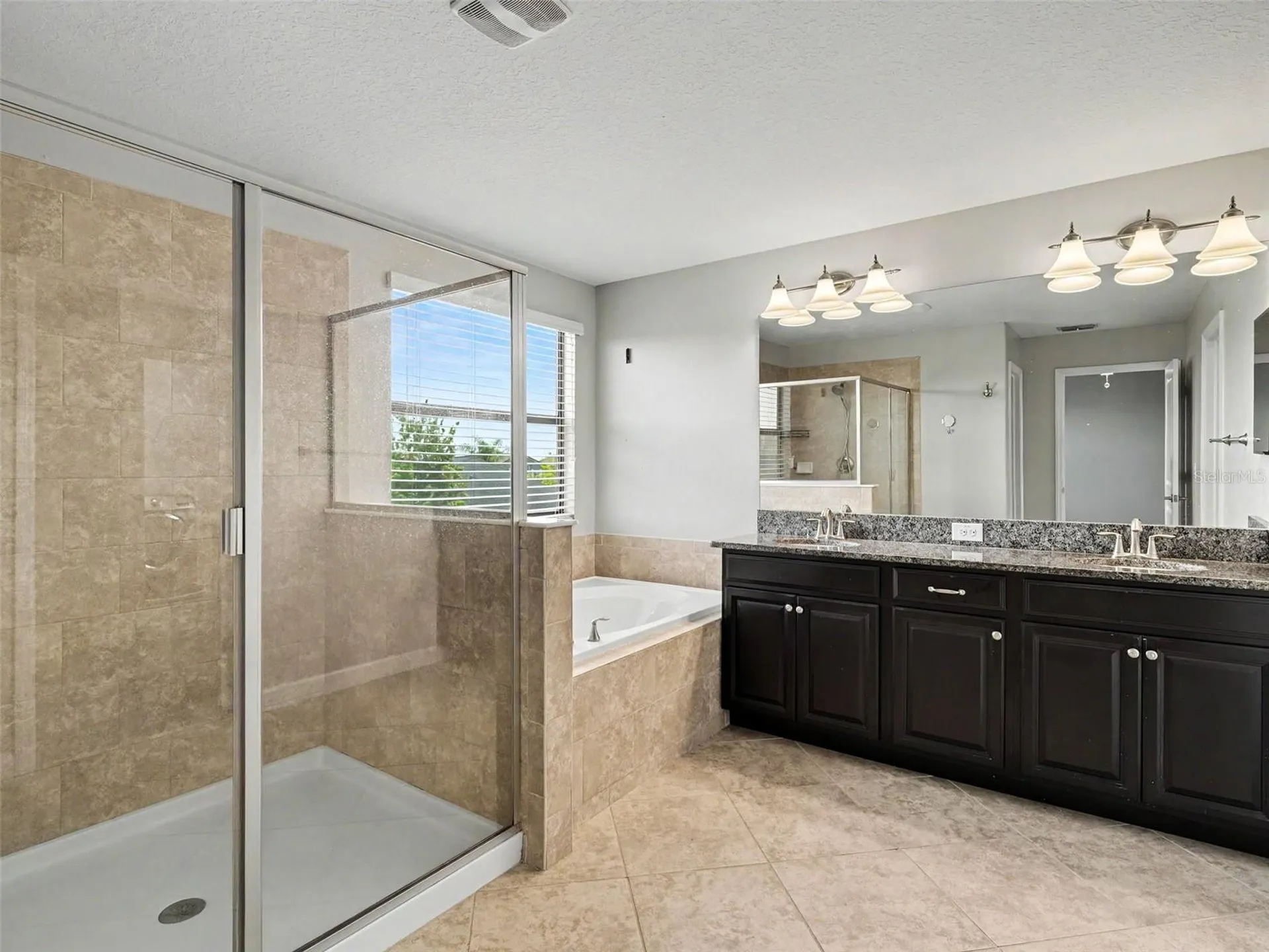 10025 Ivory Drive Sun City Center FL 33573