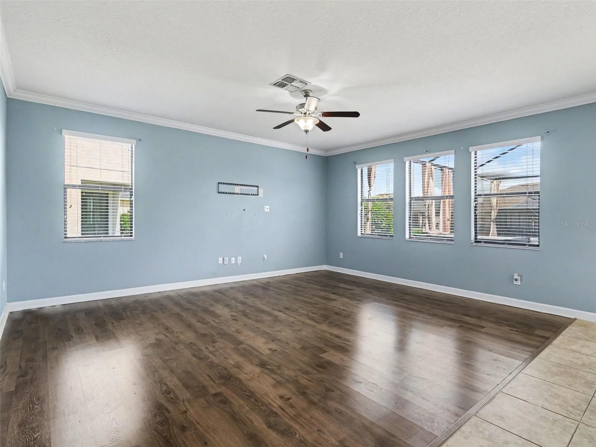 10025 Ivory Drive Sun City Center FL 33573