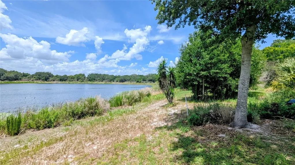 1100 Peninsular Drive Lake Wales FL 33853
