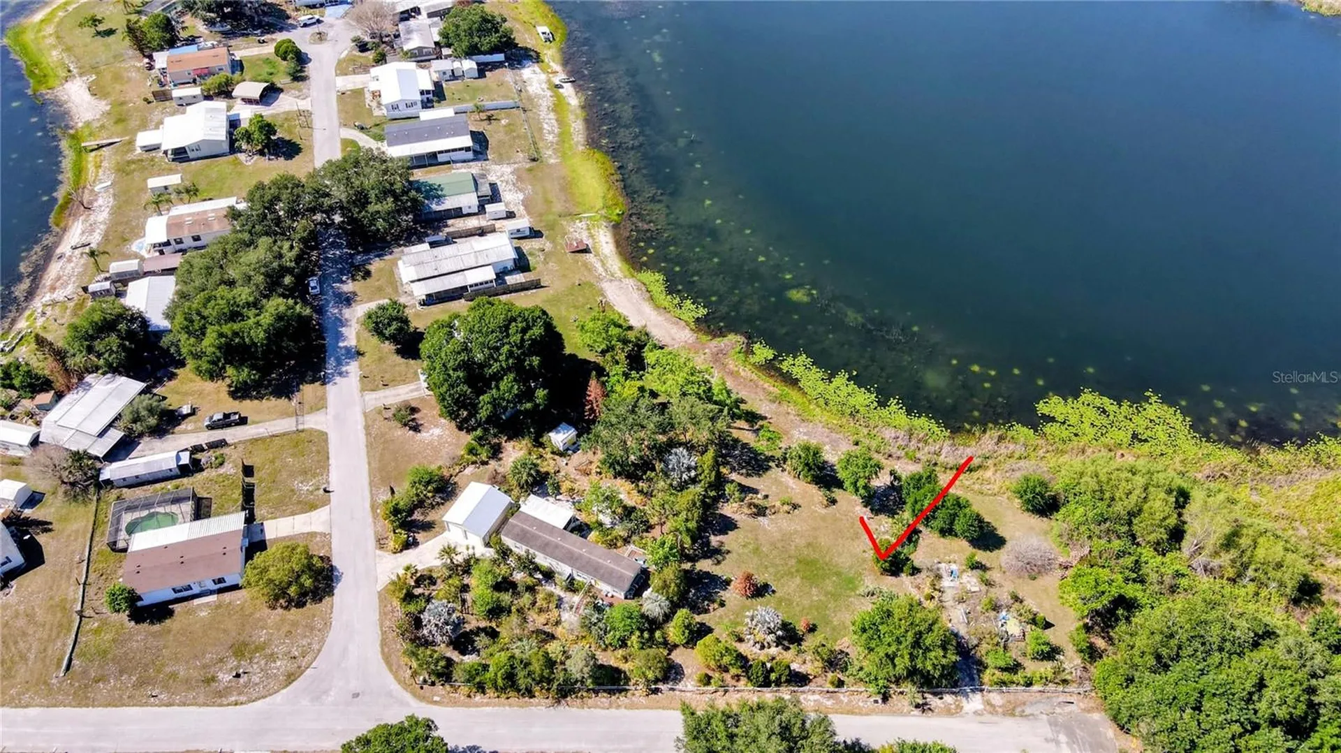 1100 Peninsular Drive Lake Wales FL 33853