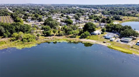 1100 Peninsular Drive Lake Wales FL 33853