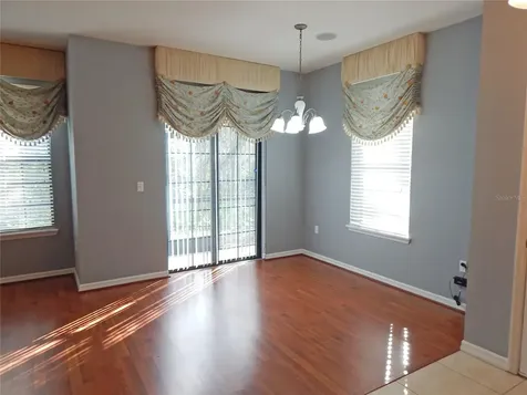 16411 Kingletridge Avenue Lithia FL 33547