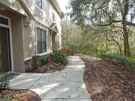 16411 Kingletridge Avenue Lithia FL 33547