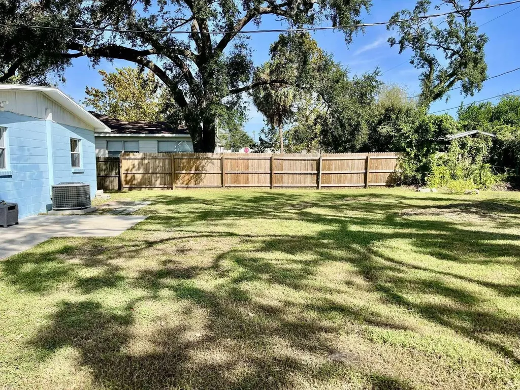 116 S Renellie Drive Tampa FL 33609