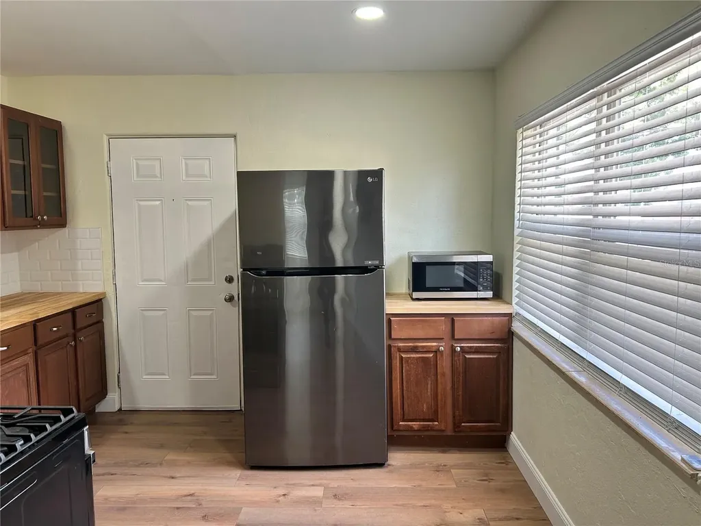 827 40th Street S St Petersburg FL 33711
