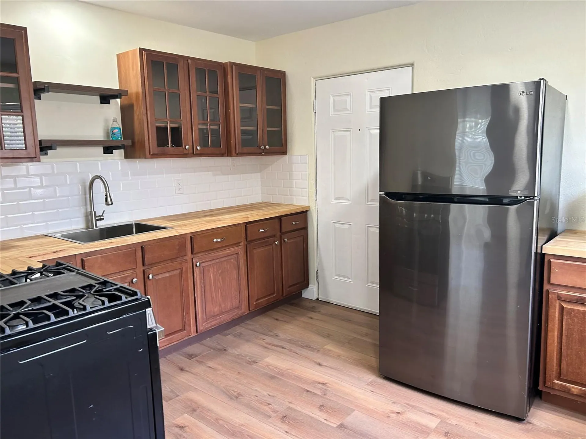 827 40th Street S St Petersburg FL 33711