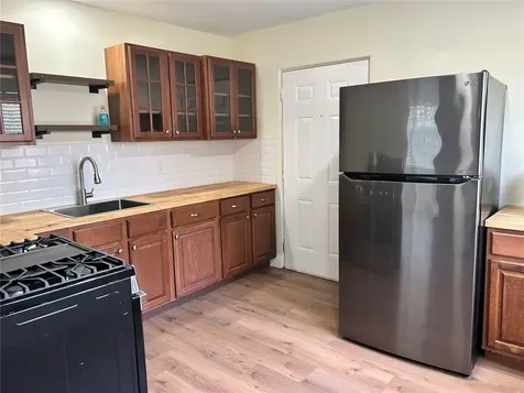 827 40th Street S St Petersburg FL 33711