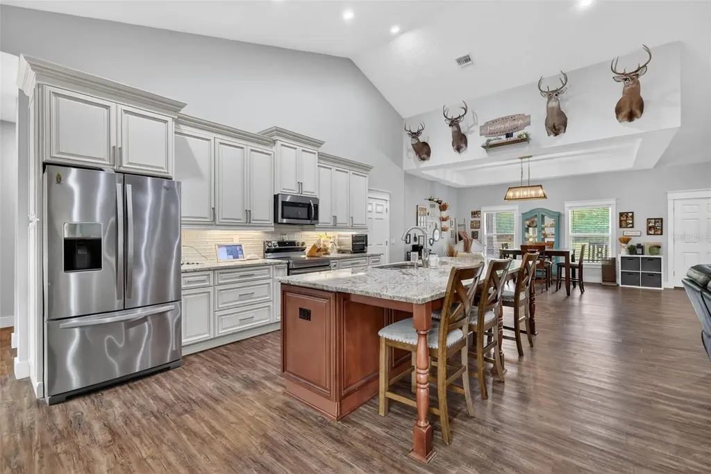 8397 E Highway 25 Belleview FL 34420