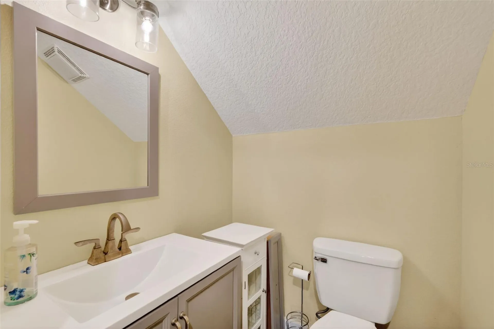 8397 E Highway 25 Belleview FL 34420