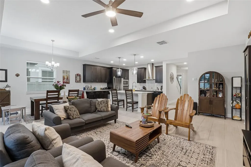 7284 Notched Pine Bend Wesley Chapel FL 33545