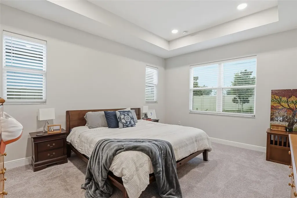 7284 Notched Pine Bend Wesley Chapel FL 33545
