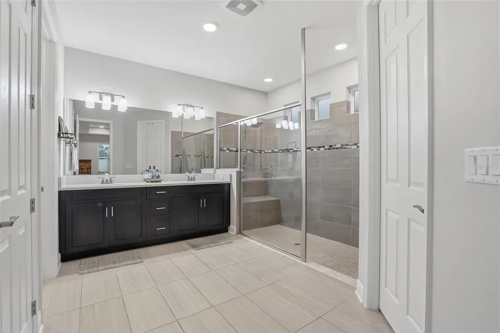 7284 Notched Pine Bend Wesley Chapel FL 33545