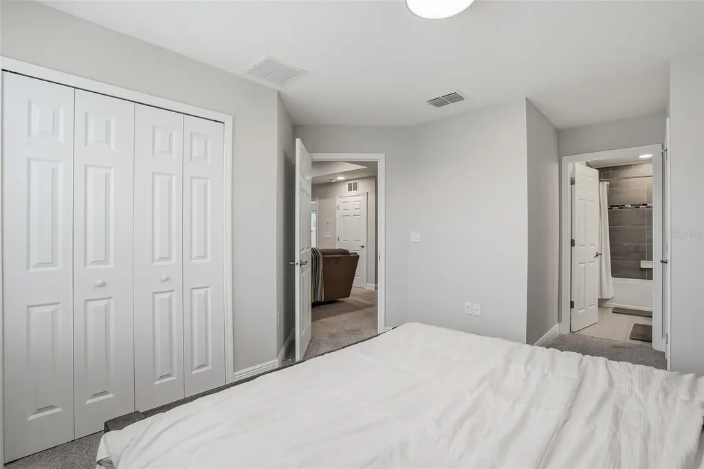 7284 Notched Pine Bend Wesley Chapel FL 33545
