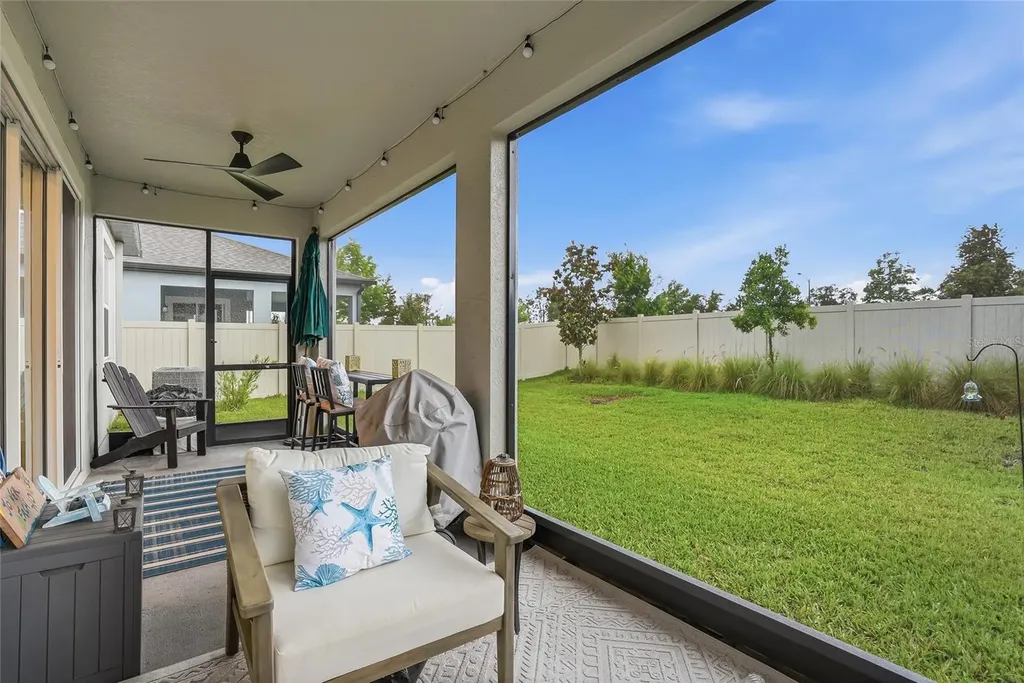 7284 Notched Pine Bend Wesley Chapel FL 33545