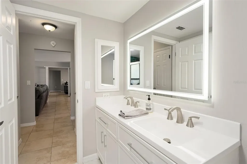 5201 NW 78th Court Ocala FL 34482