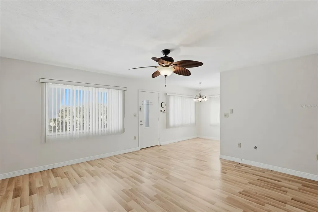 11201 80th Avenue N Seminole FL 33772