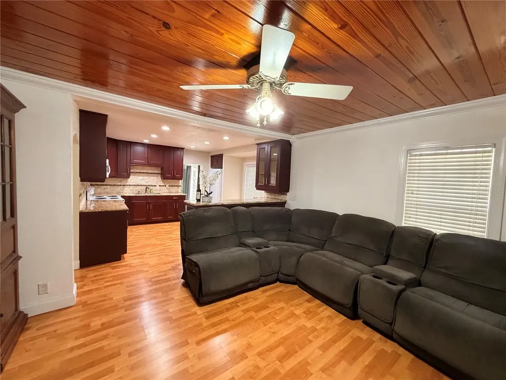 3620 Burlington Avenue N St Petersburg FL 33713