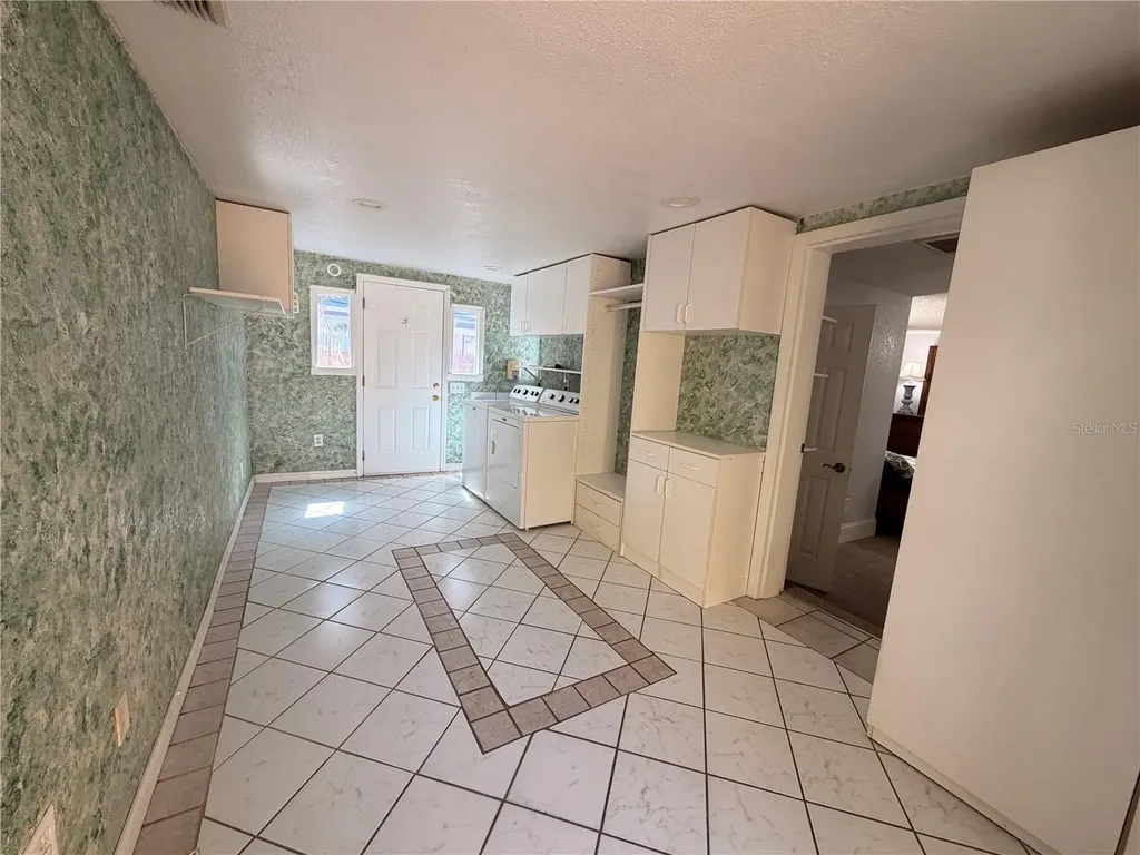 3620 Burlington Avenue N St Petersburg FL 33713