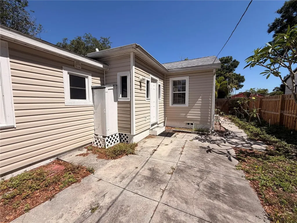3620 Burlington Avenue N St Petersburg FL 33713