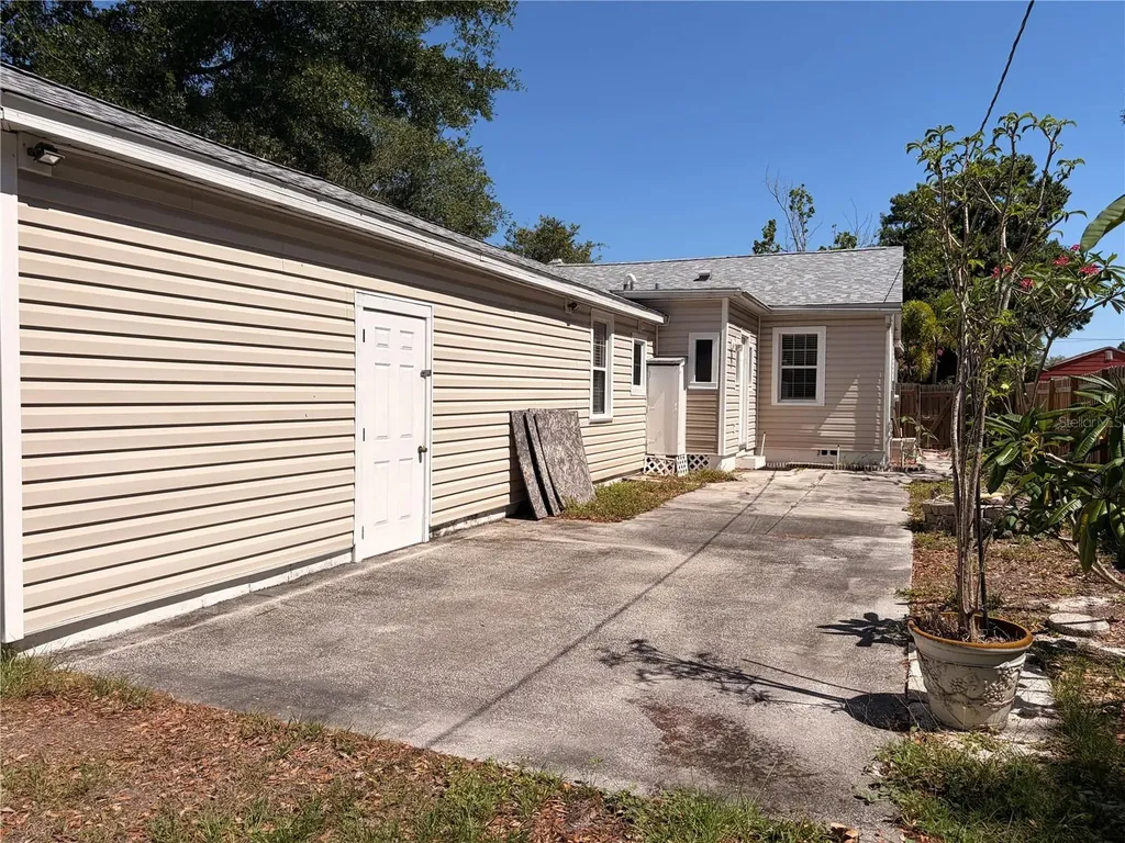 3620 Burlington Avenue N St Petersburg FL 33713