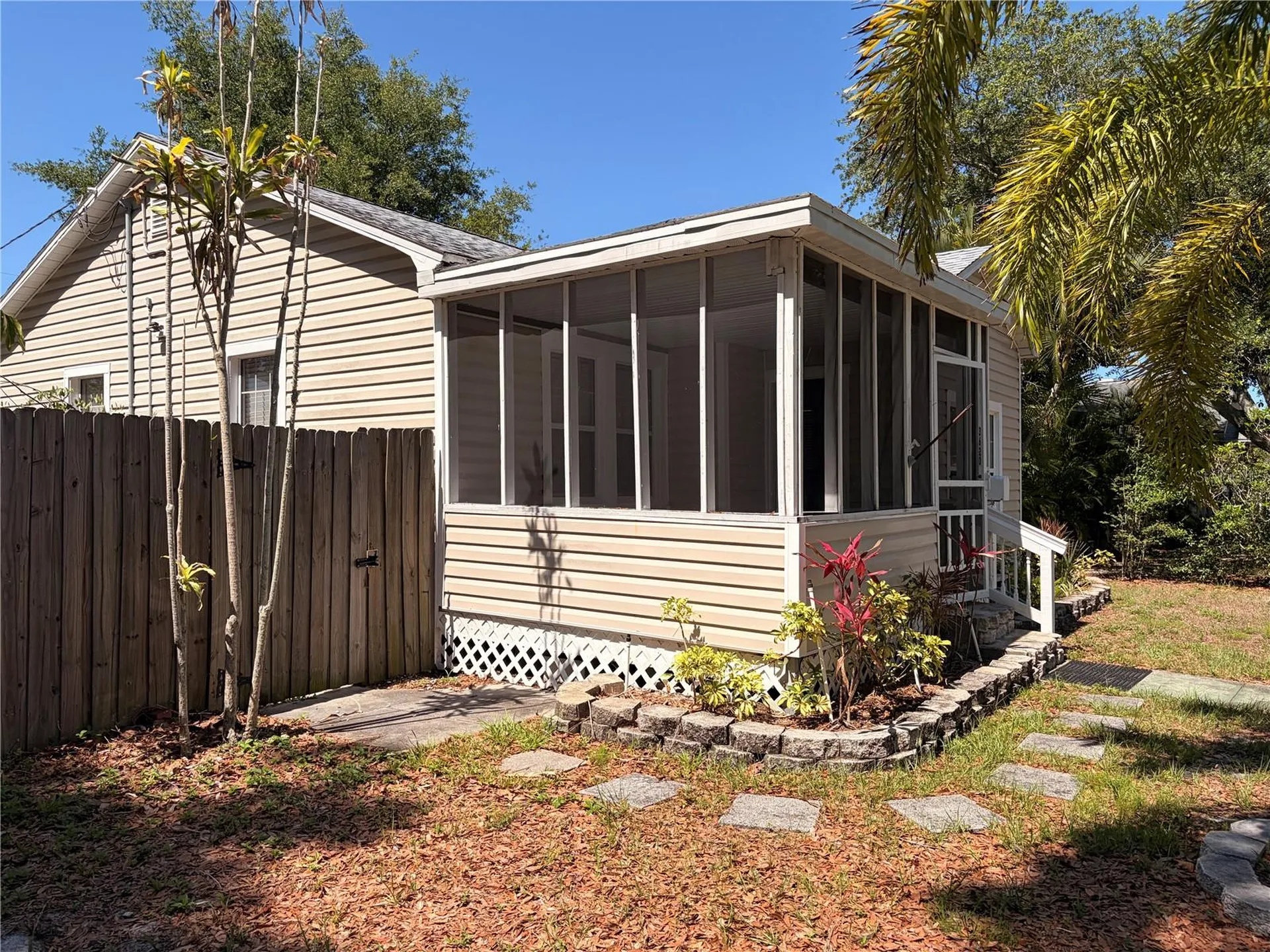 3620 Burlington Avenue N St Petersburg FL 33713