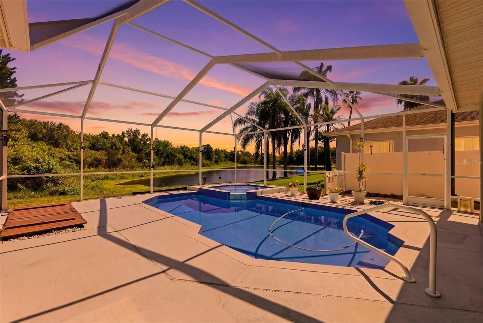 13010 Prestwick Drive Riverview FL 33579