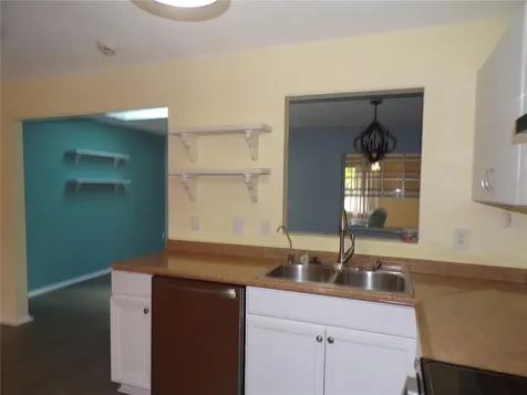 18407 Avon Avenue Port Charlotte FL 33948