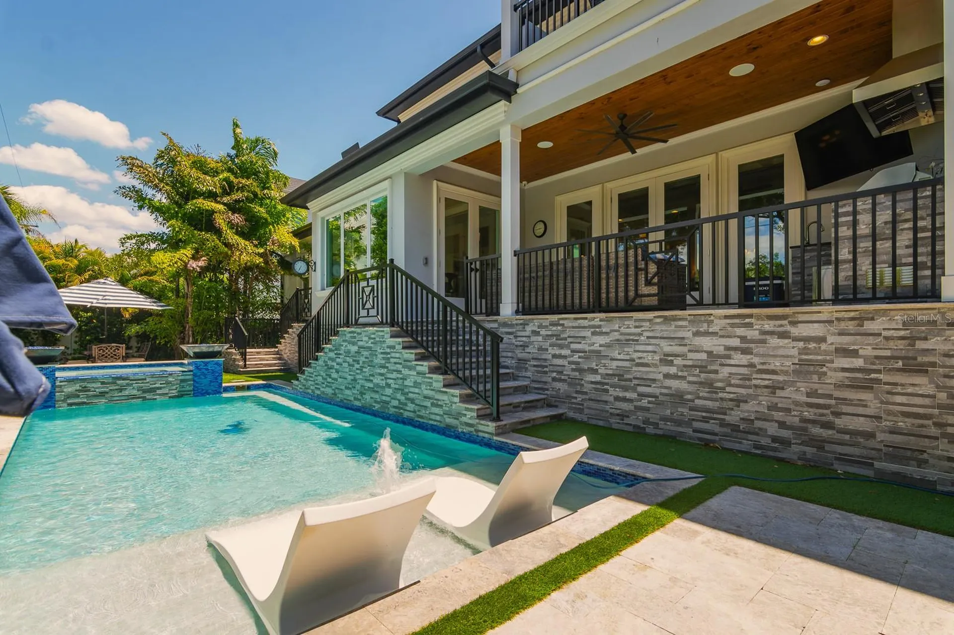 5009 W Leona Street Tampa FL 33629
