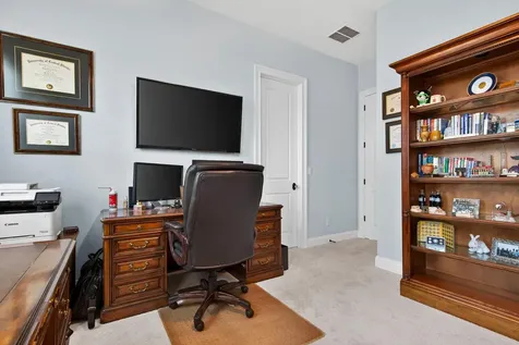 5009 W Leona Street Tampa FL 33629
