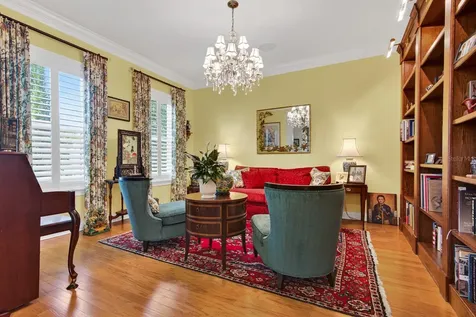 5009 W Leona Street Tampa FL 33629
