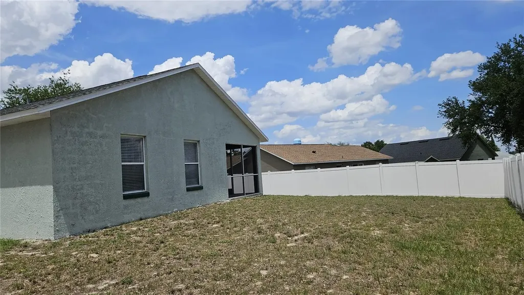 108 Brittany Avenue Mascotte FL 34753
