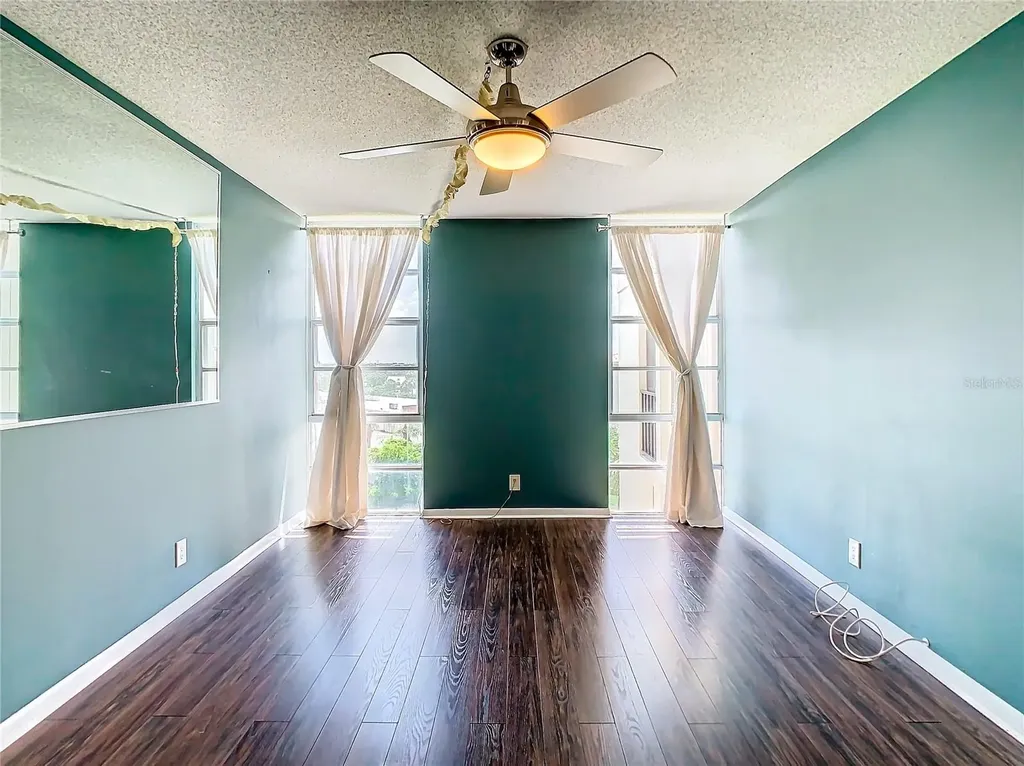 7400 Sun Island Drive South Pasadena FL 33707
