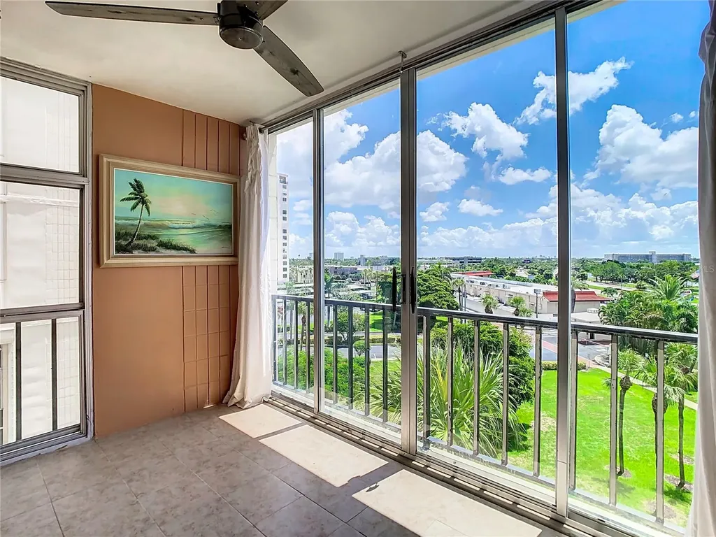 7400 Sun Island Drive South Pasadena FL 33707