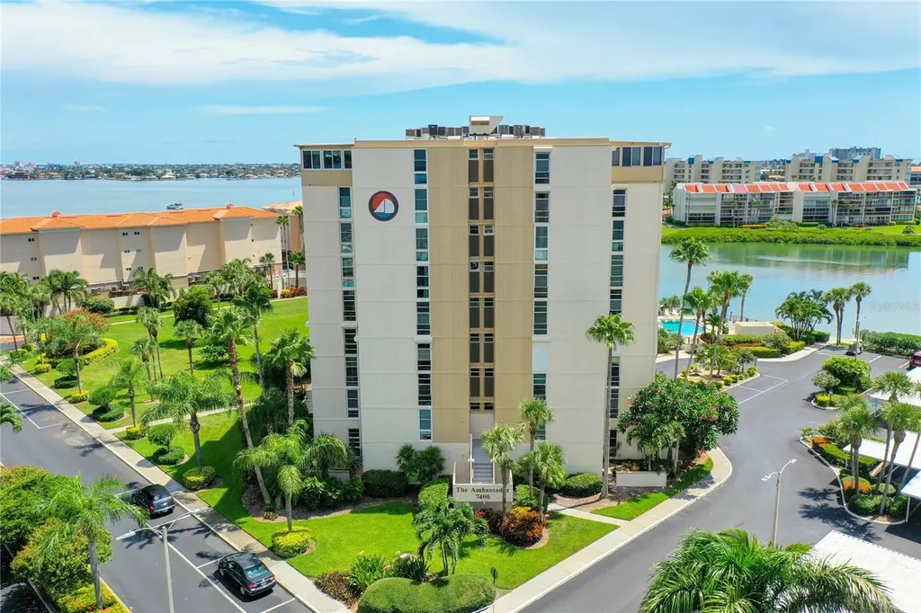 7400 Sun Island Drive South Pasadena FL 33707