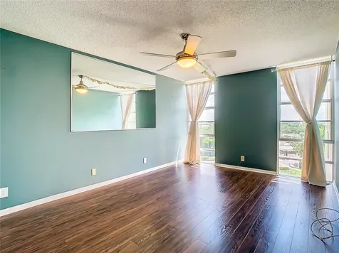 7400 Sun Island Drive South Pasadena FL 33707