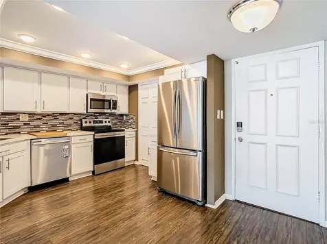 7400 Sun Island Drive South Pasadena FL 33707