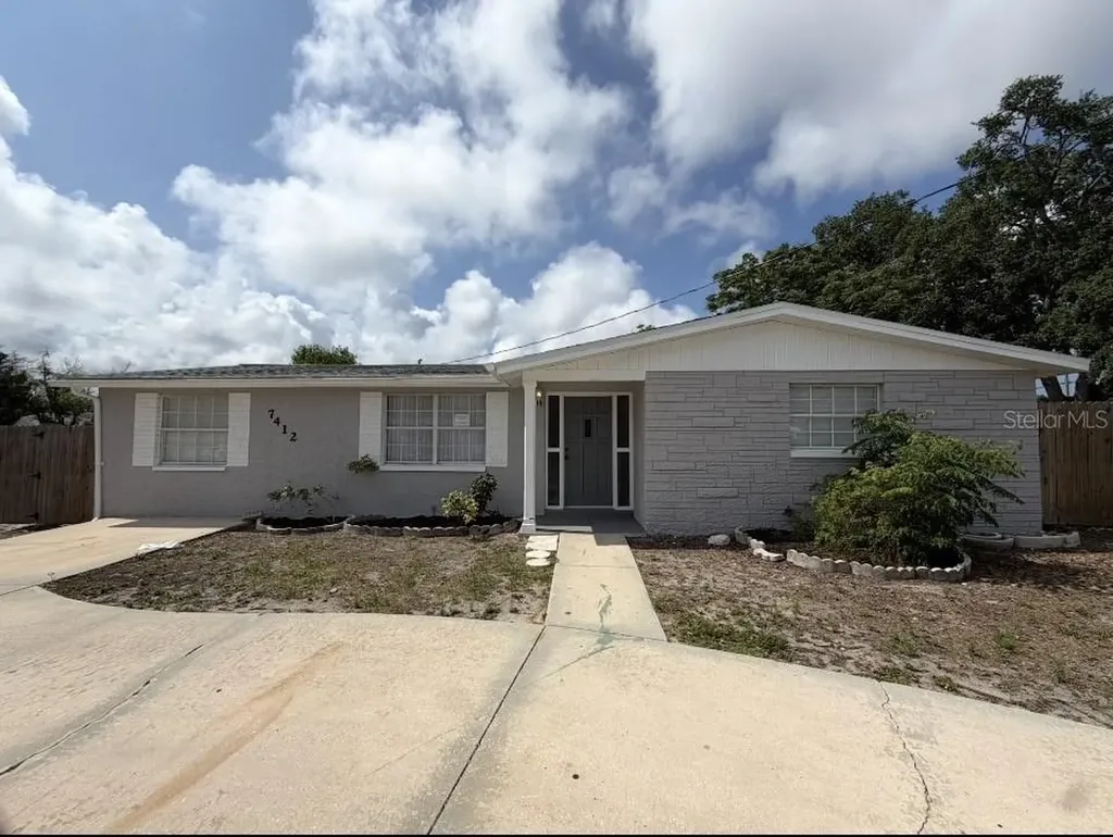 7412 University Drive Hudson FL 34667