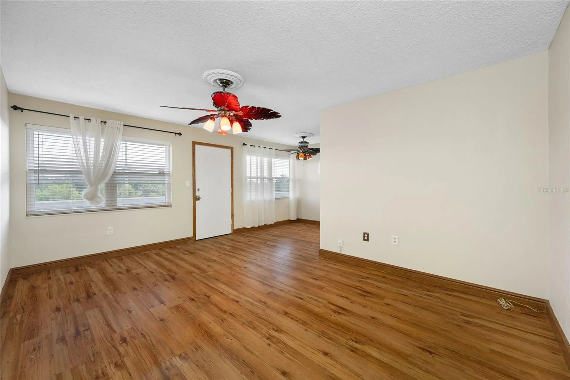 1001 77th Avenue N St Petersburg FL 33702