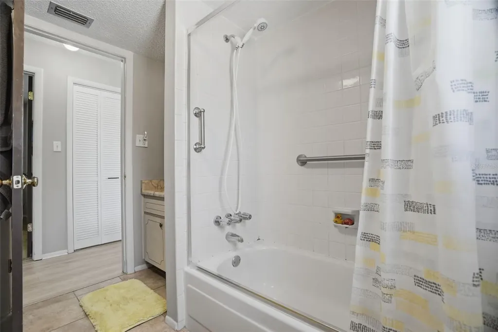 1127 King Arthur Court Dunedin FL 34698