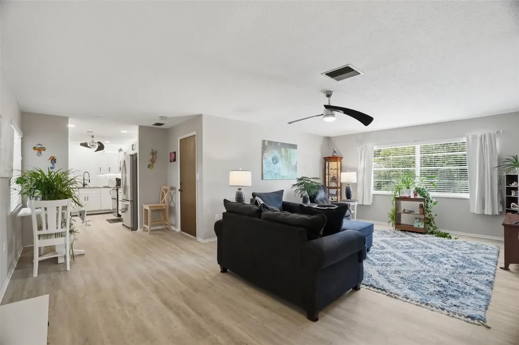 1127 King Arthur Court Dunedin FL 34698