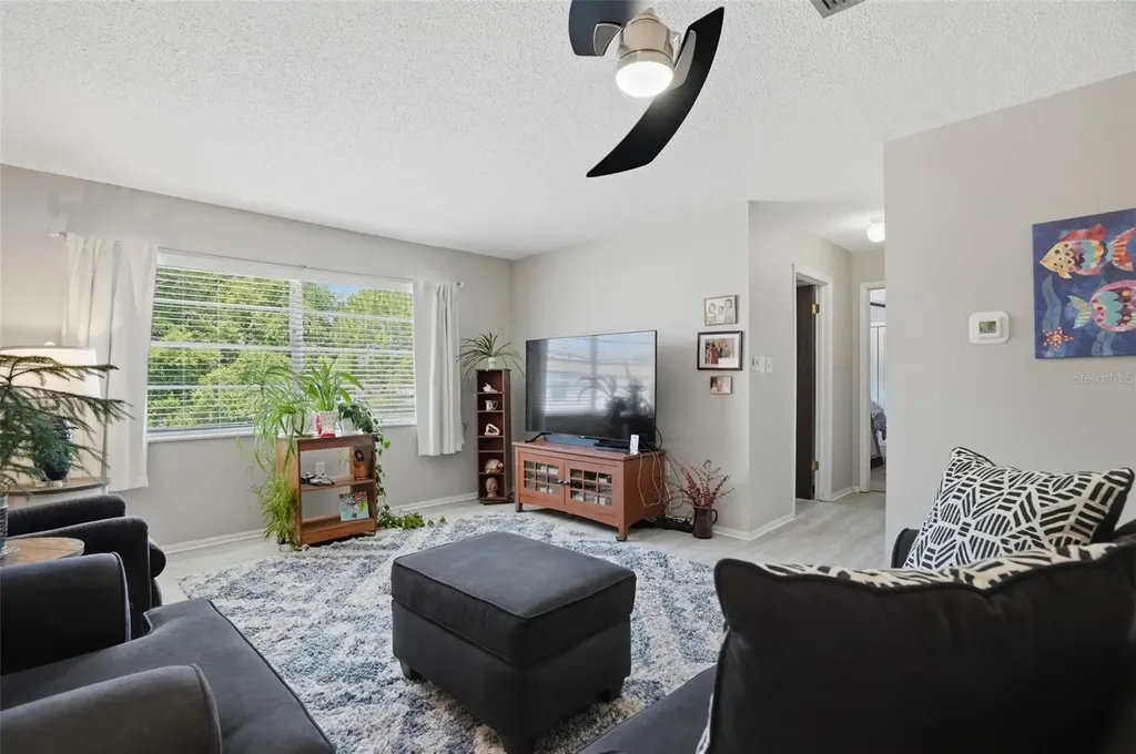 1127 King Arthur Court Dunedin FL 34698