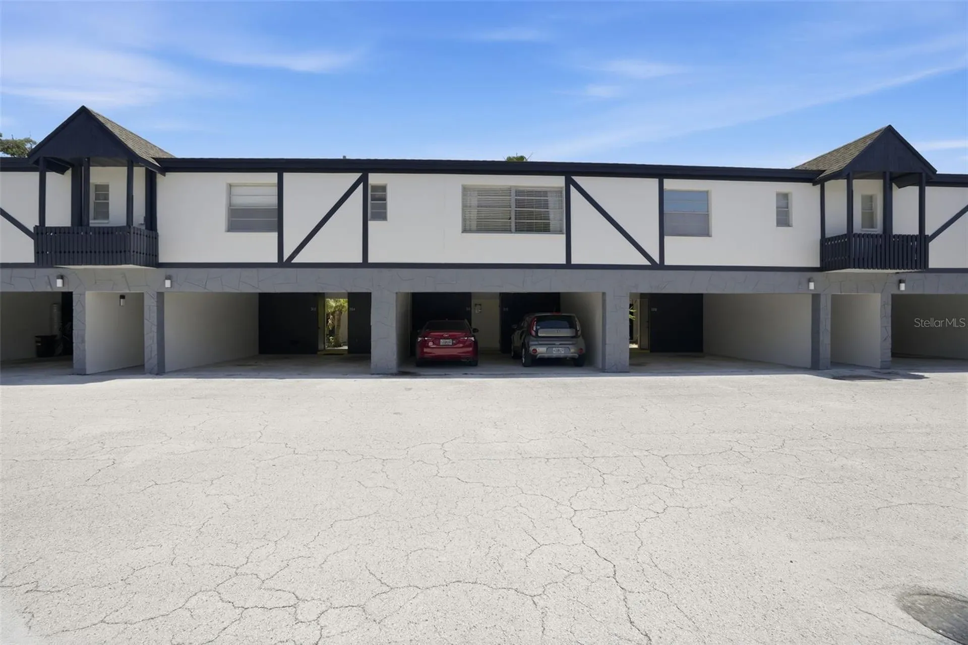 1127 King Arthur Court Dunedin FL 34698
