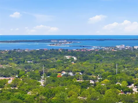 1127 King Arthur Court Dunedin FL 34698
