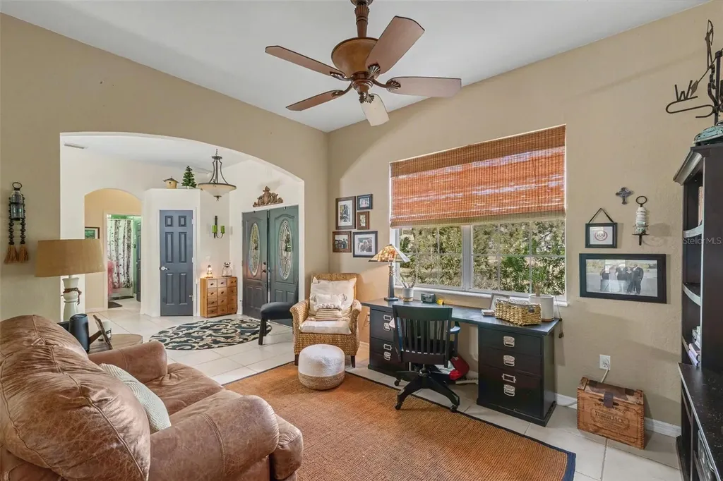 12040 Centralia Road Weeki Wachee FL 34614
