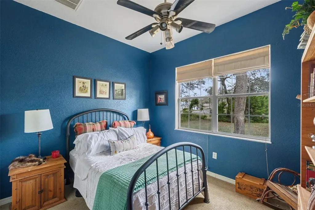 12040 Centralia Road Weeki Wachee FL 34614