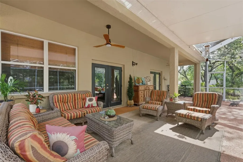 12040 Centralia Road Weeki Wachee FL 34614
