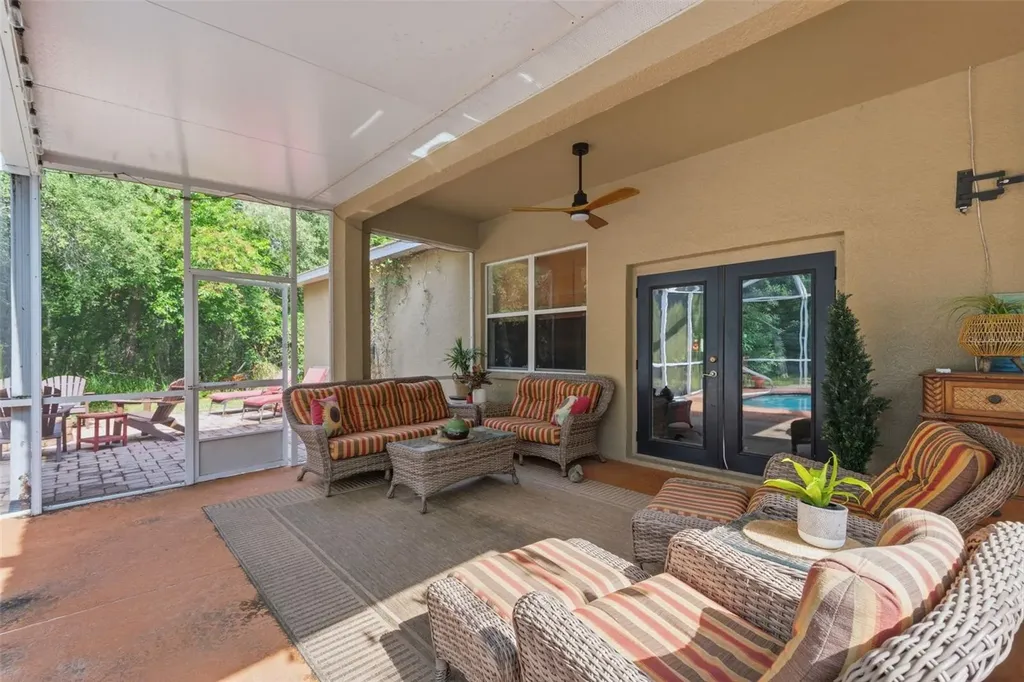 12040 Centralia Road Weeki Wachee FL 34614