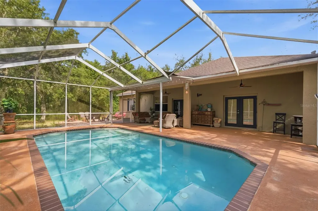 12040 Centralia Road Weeki Wachee FL 34614