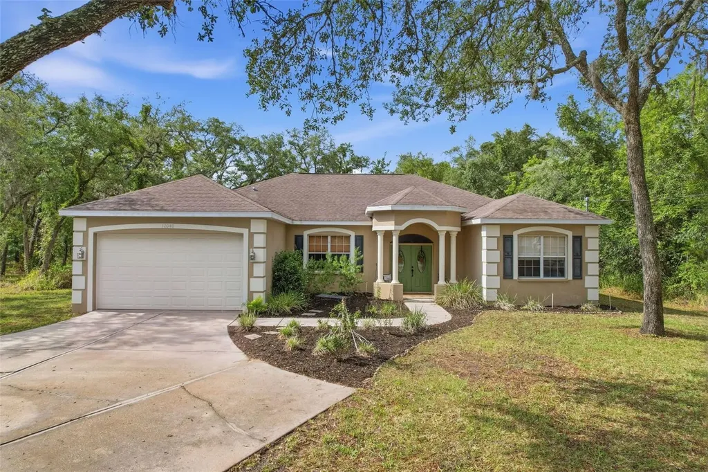 12040 Centralia Road Weeki Wachee FL 34614